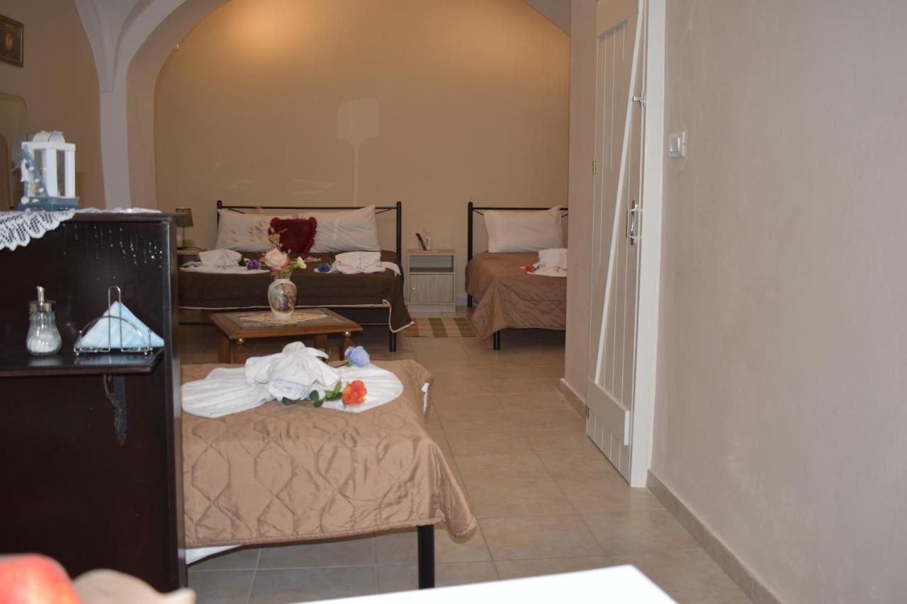 Mantilaria Appartement Firá Buitenkant foto
