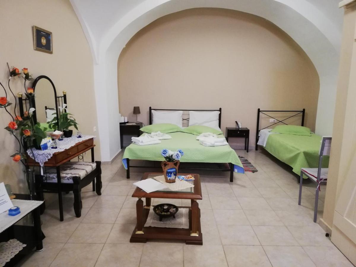 Mantilaria Appartement Firá Buitenkant foto