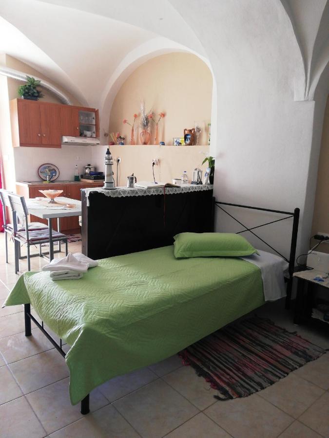 Mantilaria Appartement Firá Buitenkant foto